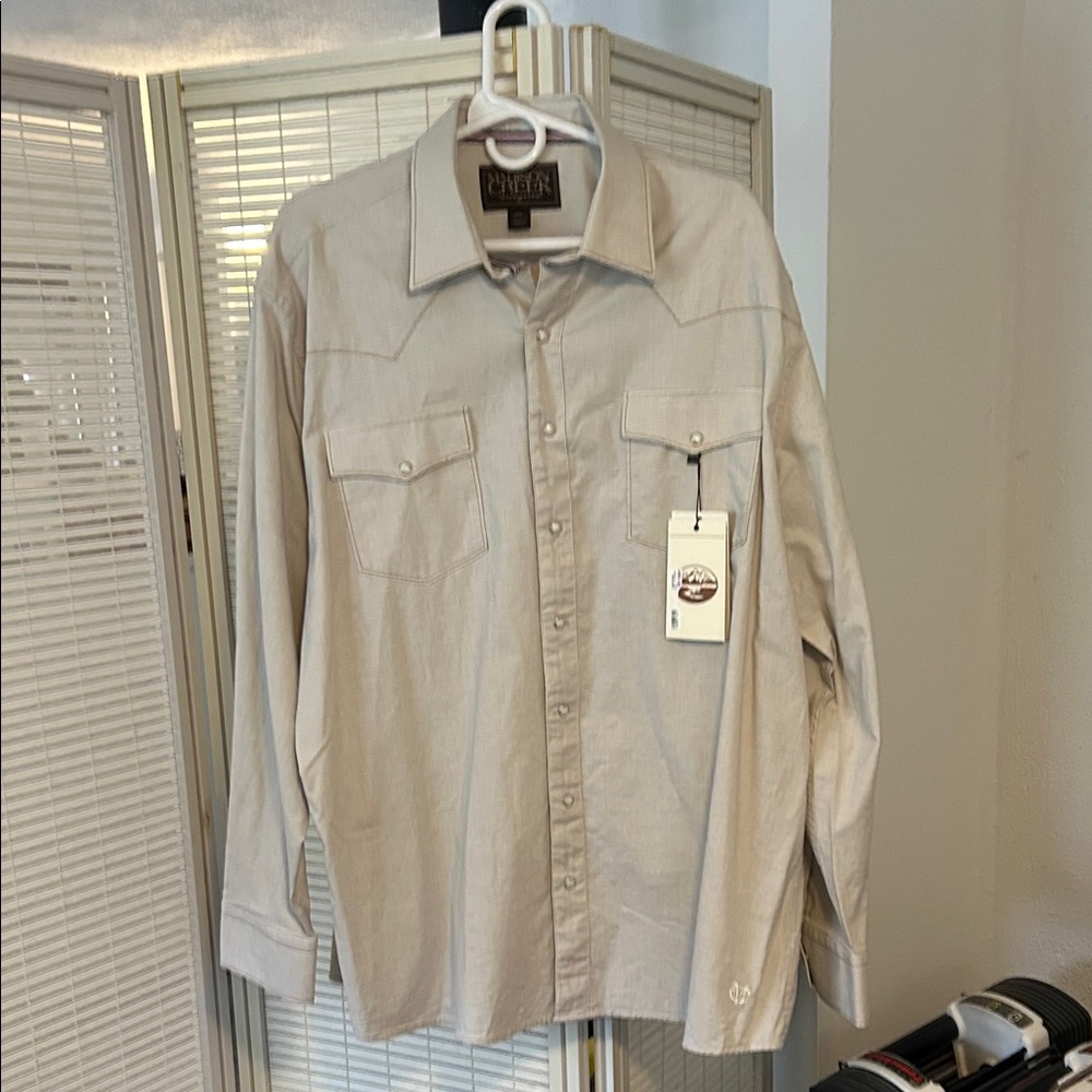 Madison Creek Outfitters Light Tan Long Sleeve Shirt